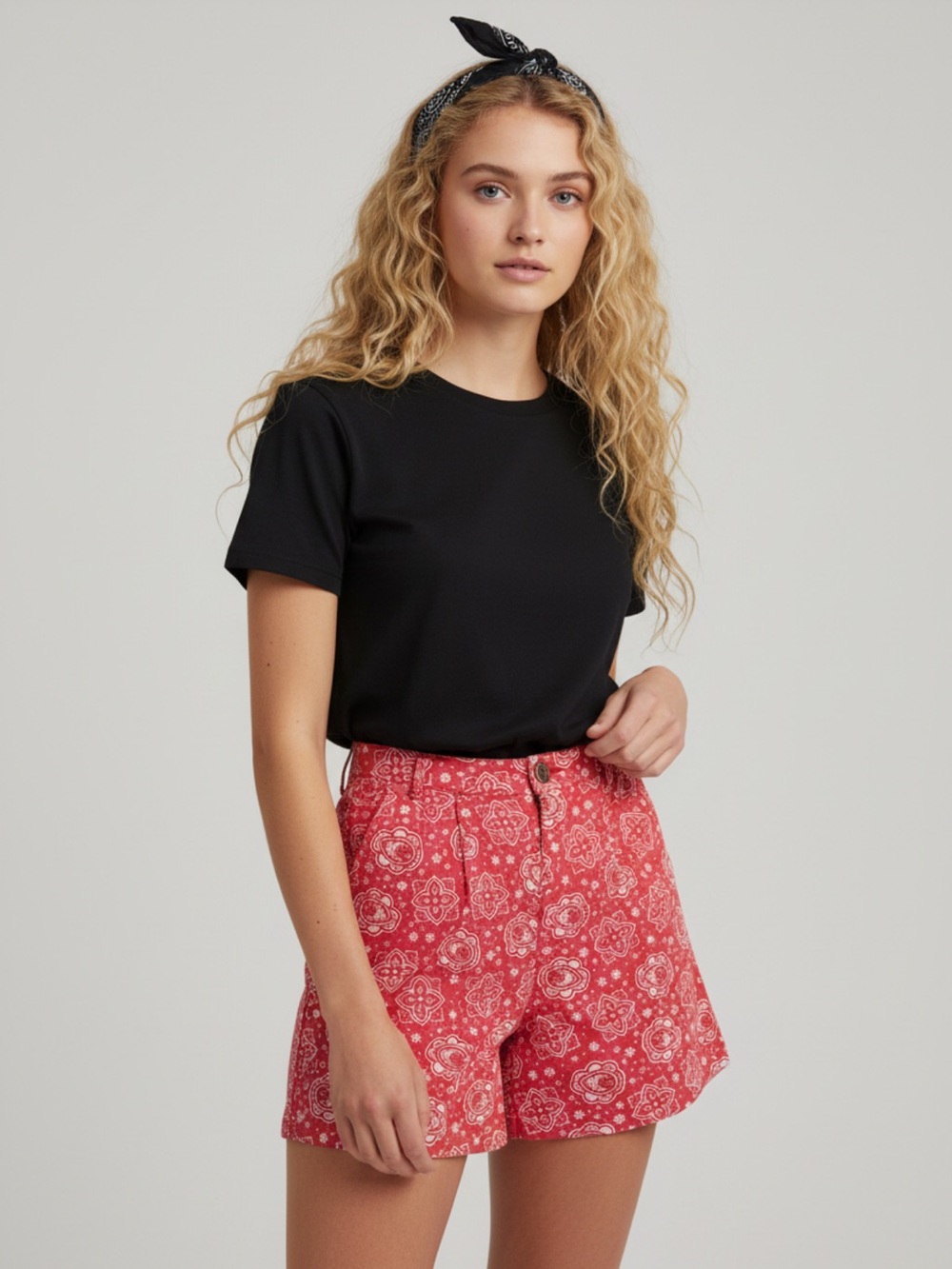 Vintage - 80’s High-Waist Red Bandana Print Women's Shorts